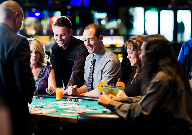 Live-dealer blackjack table with professional croupier and HD stream on sayaptogel